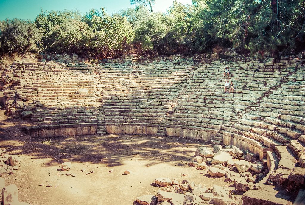 Majestic Phaselis: Gorgeous Beaches and Ancient Ruins